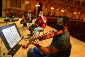 Quartetos de Mozart e Beethoven são destaque em concerto no Teatro Amazonas