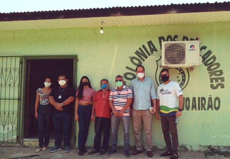 Governo do Amazonas trata de avanços para o setor pesqueiro durante encontro em Novo Airão
