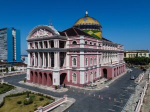 Fim de semana com programação cultural