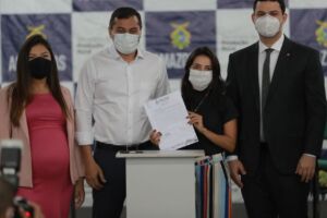 Governador Wilson Lima dá posse a aprovados em concurso do Idam