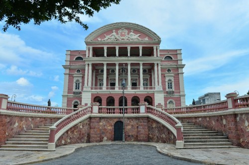 Teatro Amazonas tem horário diferenciado para visitação turística no mês de maio