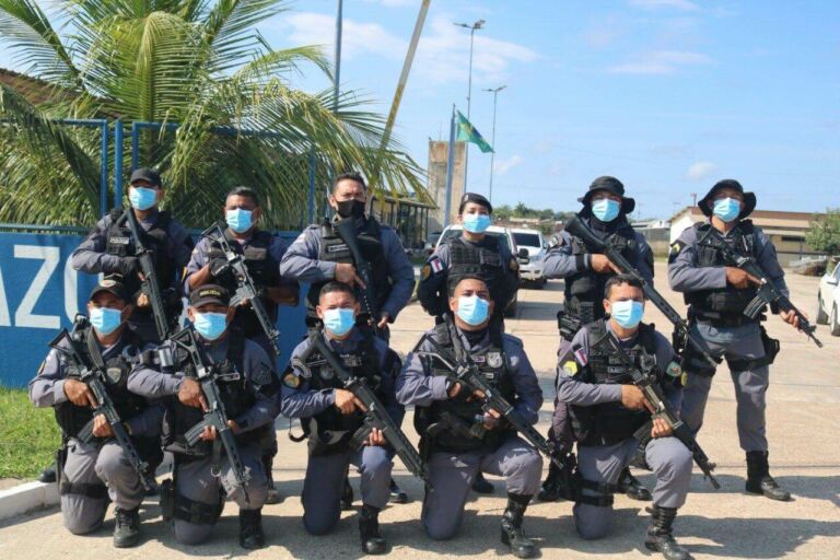 Mais de 300 armas foram apreendidas pela PM em ações de combate aos piratas em Coari